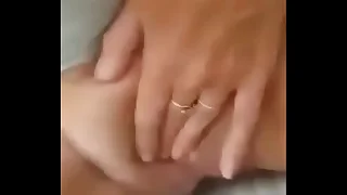 Full-grown milf cuming loud masturbating in hammer away mirror